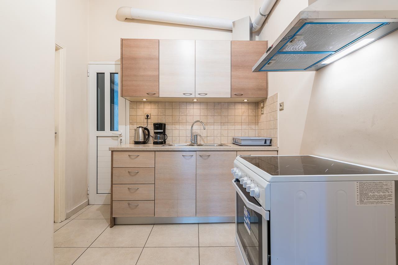 Victoria Familia Apartments アテネ エクステリア 写真