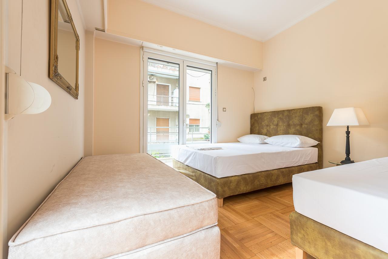 Victoria Familia Apartments アテネ エクステリア 写真